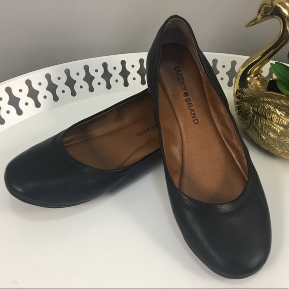Lucky Brand Black Leather Flats Emmie SZ 7 / 37 - Picture 1 of 6